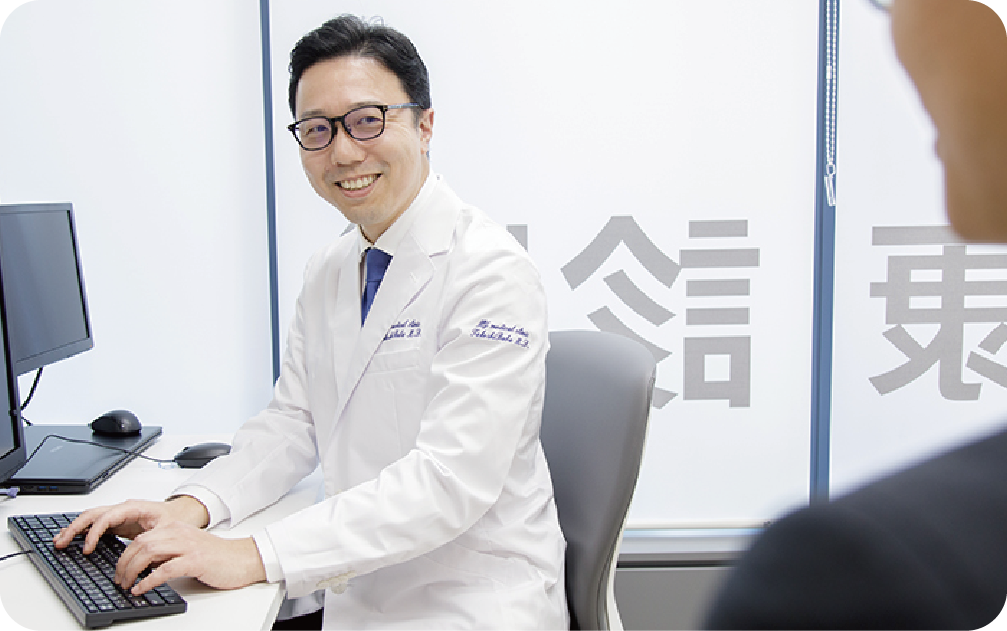 English-speaking doctors are available to assist you.