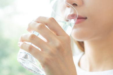 水分補給、禁煙などを行う